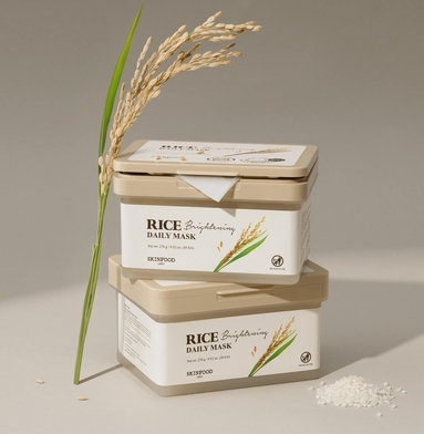 겨울 흔적 지우고 꽃처럼 환한 피부로 거듭날 ‘봄 스킨케어법’ 추천! 1313-Image